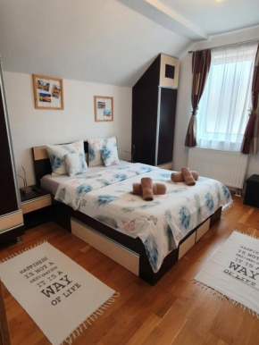 Smiley Apartment